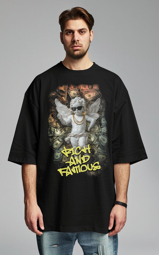 schwarzes Oversized T-Shirt Rich and Famous mit Engel-Motiv