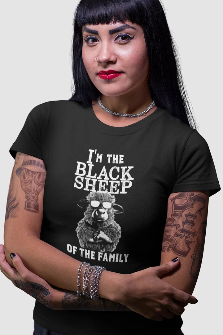 t-shirt-black-sheep-of-the-family